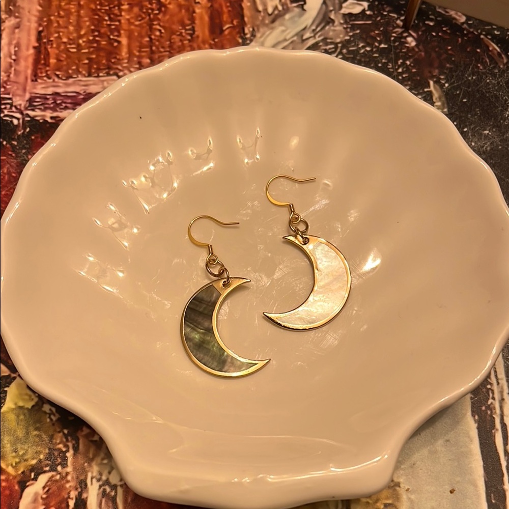 Gold Crescent Moon Earrings - Picture 2 of 4